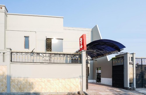 Surabaya Hôtel | OYO 1281 Home Stay 83
