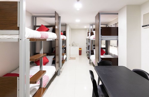 Malate Hôtel | OYO 152 Sangco Condotel