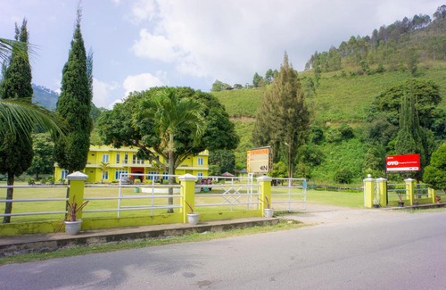 Tongging Hôtel | OYO 2186 Tongging Beach