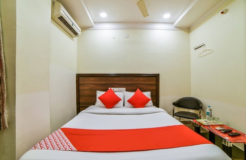 Khammam Hôtel | OYO 24288 Surya Teja Residency