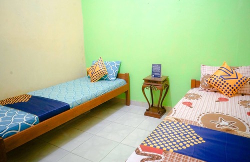 Lumajang Hôtel | OYO 2440 Wallet Family Residence Syariah