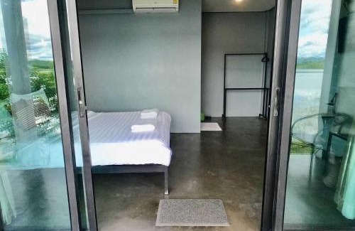 Plai Phraya Hôtel | OYO 75530 By the dam cafe and farmstay