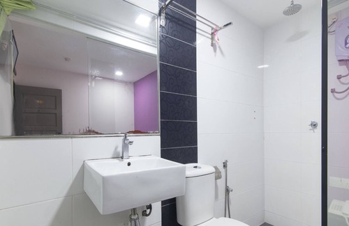 Pelabuhan Klang Hôtel | OYO 90296 Red Orange Hotel Port Klang