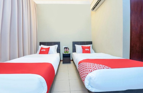 Kampung Morten Hôtel | OYO 90340 Morten Villa