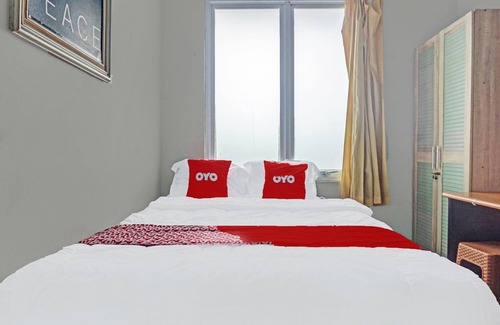 Binong Hôtel | OYO 91849 Karawaci Taman Permata 5