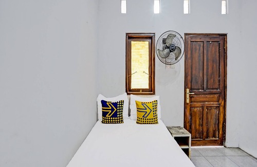 Mojokerto Hôtel | OYO 92086 Fun Guesthouse Syariah