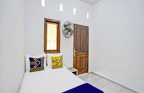 Mojokerto Hôtel | OYO 92086 Fun Guesthouse Syariah