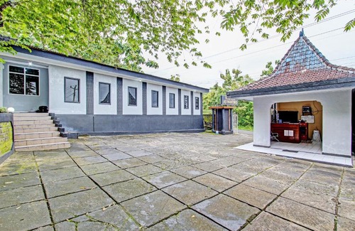 Wonogiri Hôtel | OYO 92287 Hotel Aji Mantoro