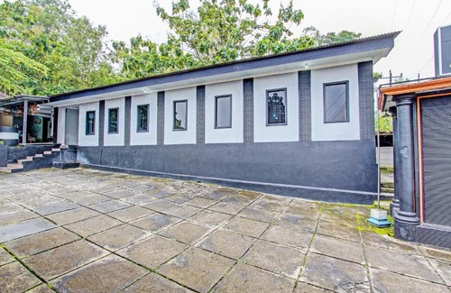Wonogiri Hôtel | OYO 92287 Hotel Aji Mantoro