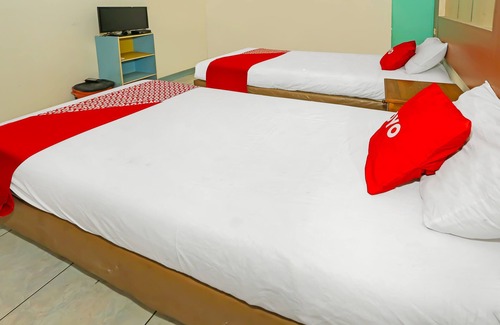 Tangerang Hôtel | OYO 92469 Hotel Sahabat