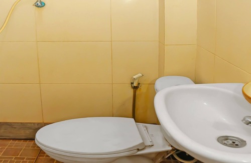 Tangerang Hôtel | OYO 92469 Hotel Sahabat
