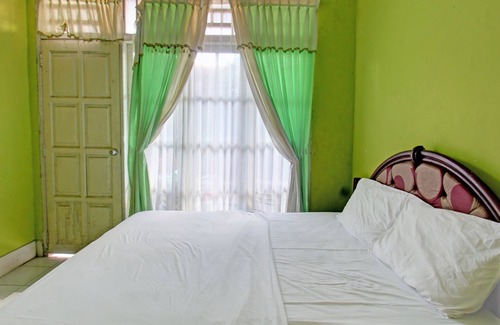 Praya Hôtel | OYO 92849 Hotel Dienda Hayu Near Alun Alun Tastura