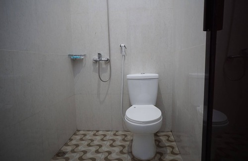 Gresik Hôtel | OYO 93159 Homestay Sehat