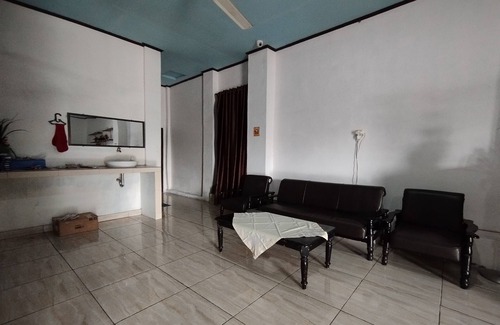 Sei Pinang Hôtel | OYO 93520 Wisma Haji BunbunNearYani Heahlerr