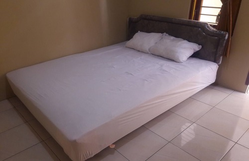 Sei Pinang Hôtel | OYO 93521 Wisma Flamboyan NearTaman Makam Pahlawan