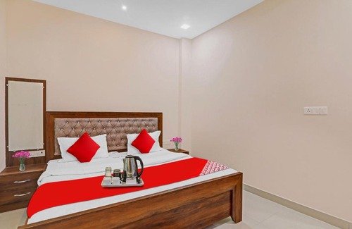 Gorakhpur Hôtel | OYO Flagship 70307 Hotel Sanvi Galaxy