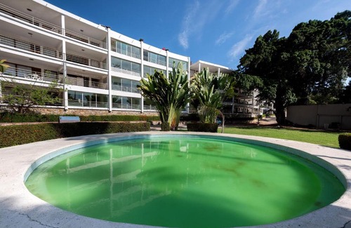 Caleta Hôtel | OYO Hotel Belmar