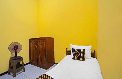 Mojokerto Hôtel | OYO Life 91869 Insan Mulia Kost Syariah