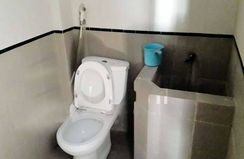 Tuban Sub-District Maison | OYO Life 92647 Edelweis Homestay
