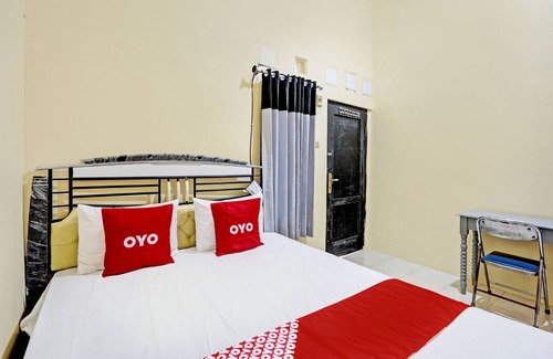 Lamongan Hôtel | OYO Life 93032 Maju Mapan Homestay Syariah