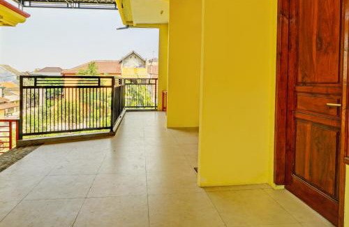 Lamongan Hôtel | OYO Life 93036 Eddy Homestay Syariah