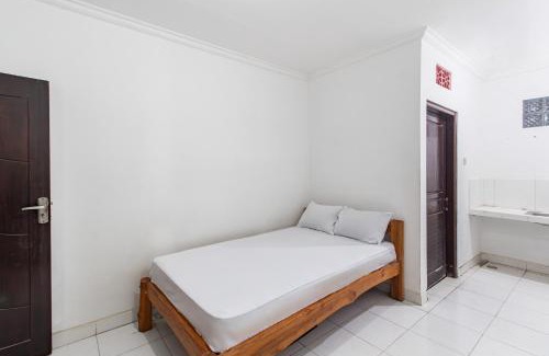 Temukus Hôtel | OYO Life 93504 Kost Krisna