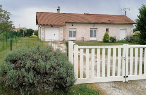 Cantillac Cottage | Périgord Vert Brantome en Périgord - Propriété récente tout confort pour 4 à 6