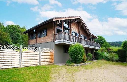 Gerbepal Chalet De Ski | Pétillant Chalet aux 3 étangs avec SPA, Sauna et Véranda
