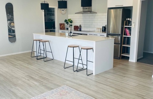 Papamoa Beach Maison | Pāpāmoa Pad 🌾 🌊 🐚