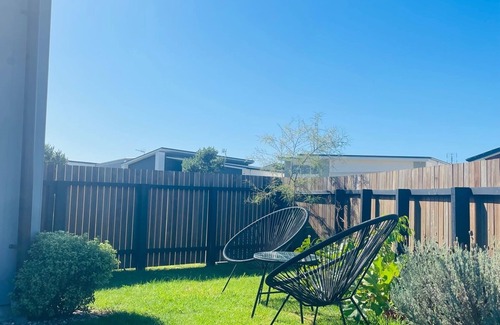Papamoa Beach Maison | Pāpāmoa Pad 🌾 🌊 🐚