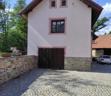 Mirkov Maison | Příjemné ubytování na farmě