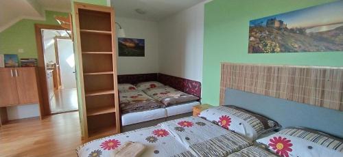 Sakvice Maison | Půjčovna a ubytování pod Pálavou