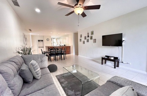 Coco Copropriété | Pacifico L1301 - 3 Bedroom Ground Floor Walk-out
