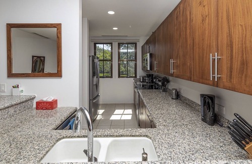 Coco Copropriété | Pacifico L1306 - Corner Unit - Beach Club Access