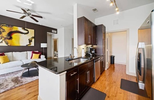 Astrodome Appartement | Packhouse 3 Perfect for Long Term Stays
