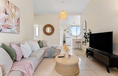 Glenelg South Appartement | Pad Off Pier - 2BR, Wifi