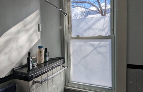 Ithaca Maison | Paddock House Natural Area Gem! Covered parking. Fenced yard. Access Ramp. Peace