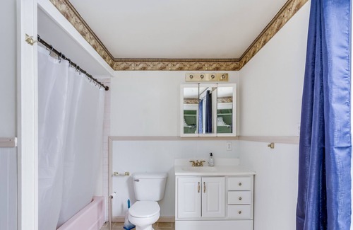 Watertown Maison | Paddock Street Executive home