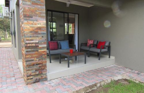 Ha-Lambani Maison | Pafuri Gate Guesthouse