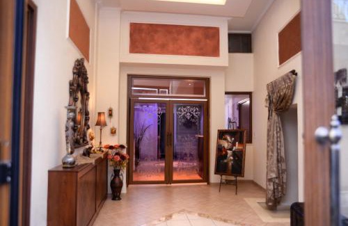 Nikisiani Maison | Paggaio Princess