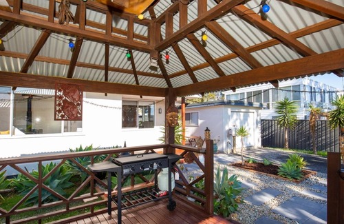 Culburra Beach Maison | Pagoda @ Culburra - Pet Friendly - Newly Renovated
