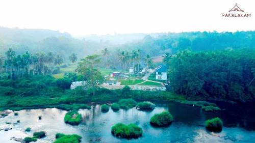 Cherplassery Station Balnéaire | Pakalakam Resorts