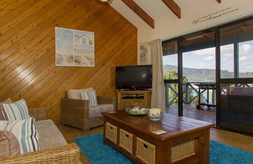 Tairua Cottage | Paku Paradiso - Porte d'entrée de la plage d'eau chaude et de Cathedral Cove - Maison de vacances Tairua
