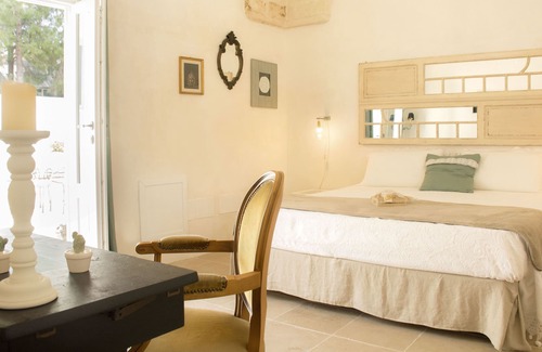 Torre Santa Susanna Villa | The Ambassador Building