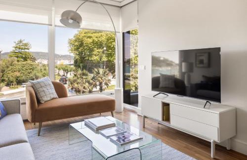 Antiguo Appartement | Palacio Miramar by FeelFree Rentals