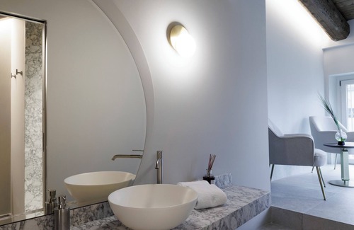 Roman Quarter Hôtel | Palazzo Bellezia Luxury Suites & Spa