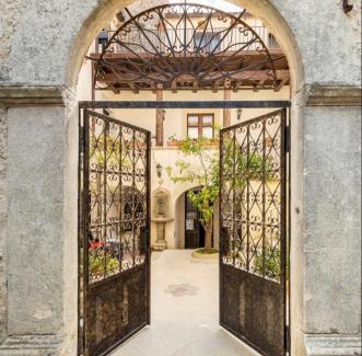 Gerace Lit Et Petit-Déjeuner | Palazzo Candida B&B