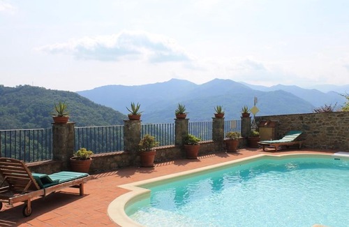 Lugliano Appartement | Palazzo D'arcato by PosarelliVillas