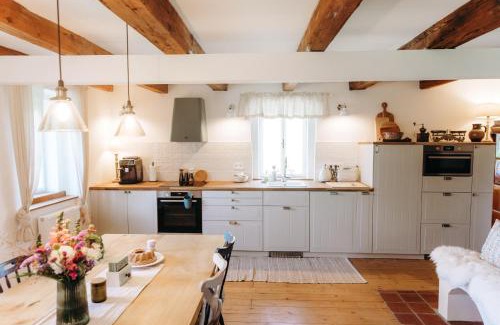 Lipova Maison | Palitz No 17 - venkovské stavení