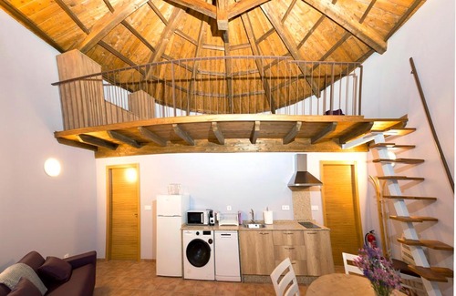 Laza Maison | Pallozas Turísticas Ridicodias - A Vieira